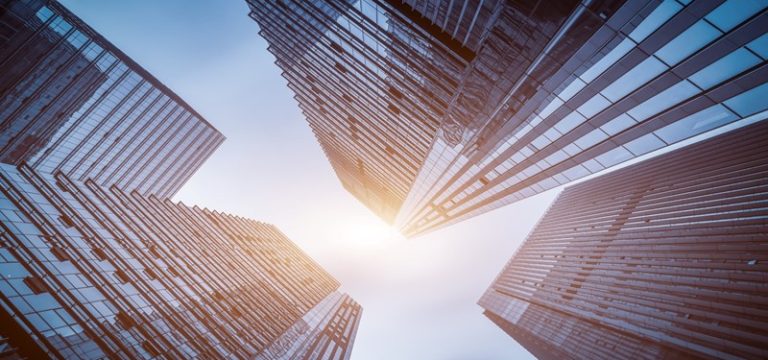 Btw op verdedigingskosten bij corruptieonderzoek is aftrekbaar